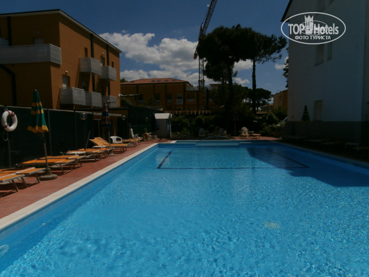 Новые добавленные фото туристов Roma 4*