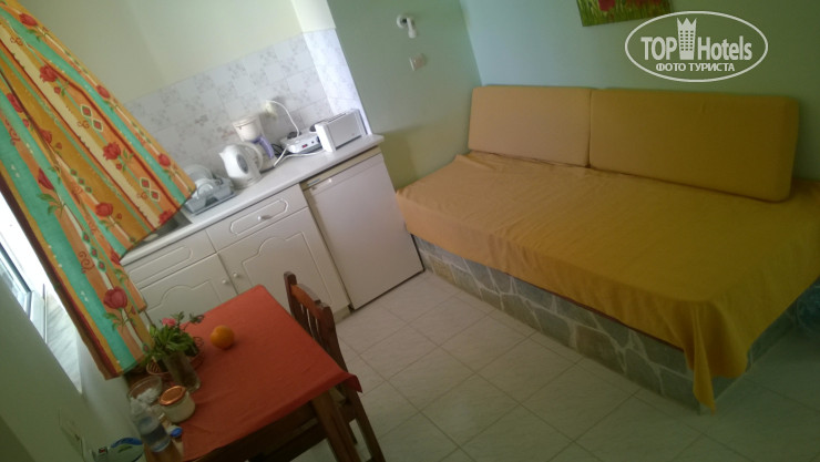 Hotelier's photos Byron Studios and Apartments 3*