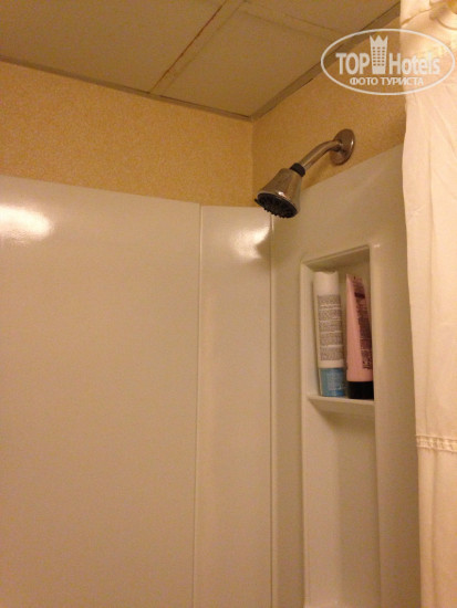 New photos from tourists Holiday Inn Niagara Falls 3*