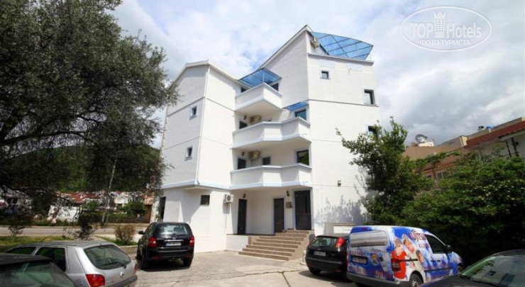 Hotel photo Violeta Apartments 3*