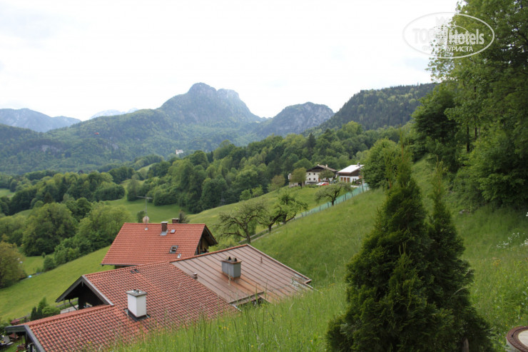 New photos from tourists Neu-Meran Hotel
