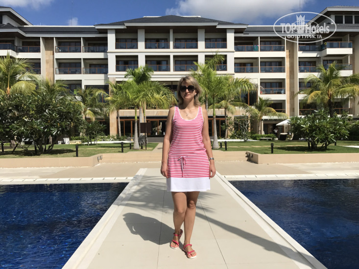 Hotel photo Henann Resort Alona Beach 5*