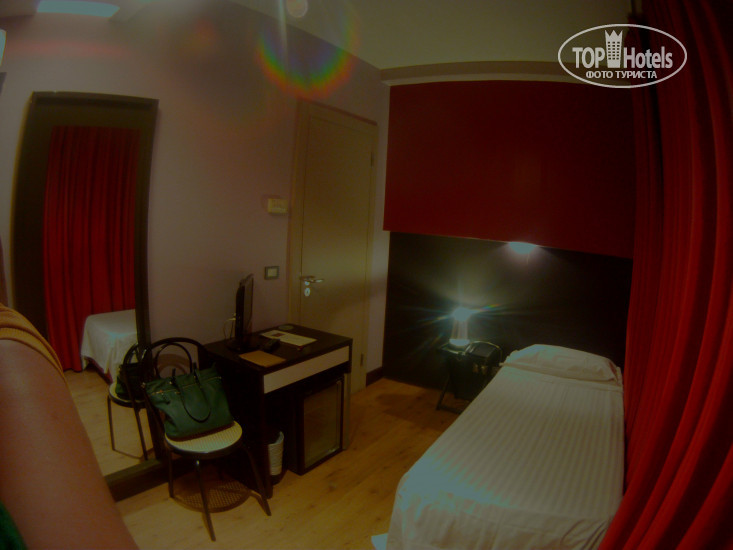 New photos from tourists Leonardo Da Vinci 4*