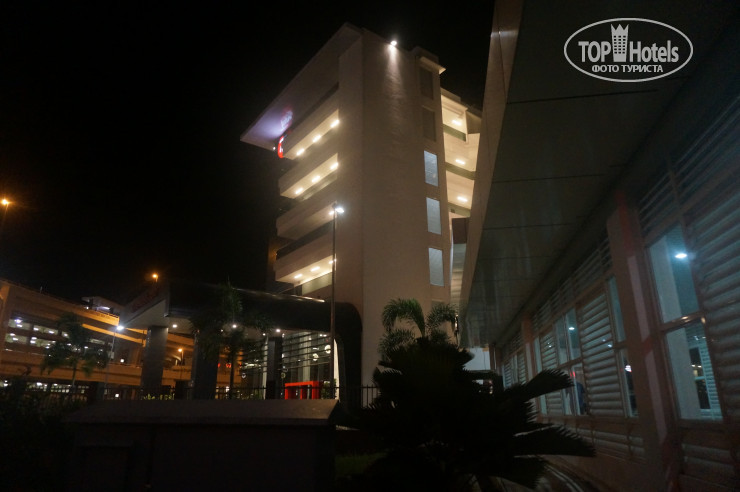 New photos from tourists Tune Hotel Klia 2 3*