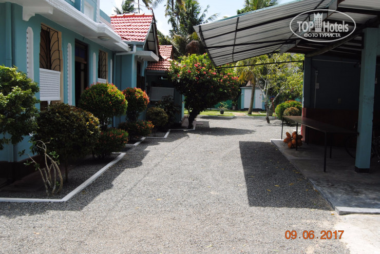 New photos from tourists Surf Bay Resort Weligama 3*