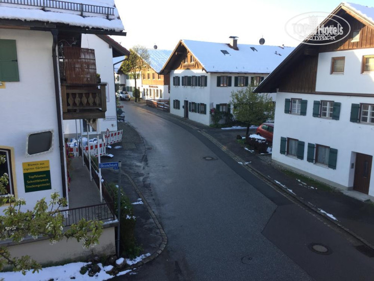 New photos from tourists Bayersoier Hof