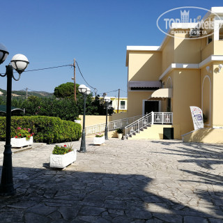 Photos Konstantin Beach