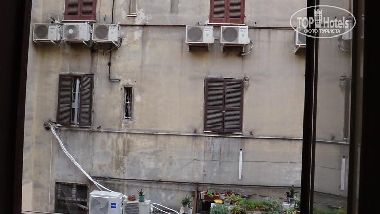 New photos from tourists Thats Rome
