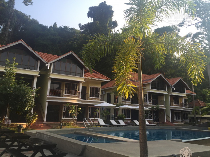 Hotelier's photos Anjungan Beach Resort & Spa 3*