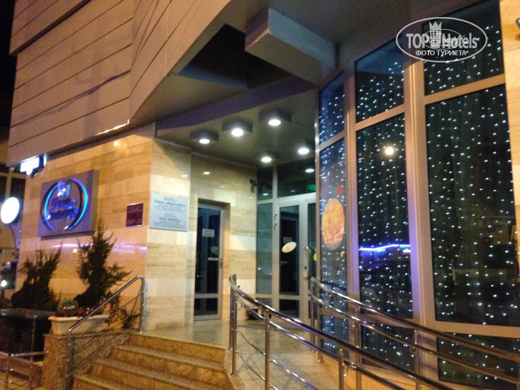 Фотографии отеля  Адельфия 3*