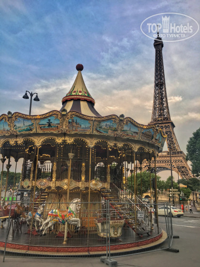 New photos from tourists Palais de Chaillot 3*