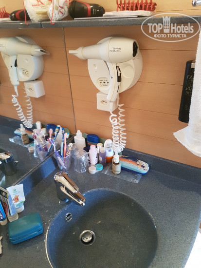 Hotelier's photos Novotel Suites Geneve Aeroport 3*