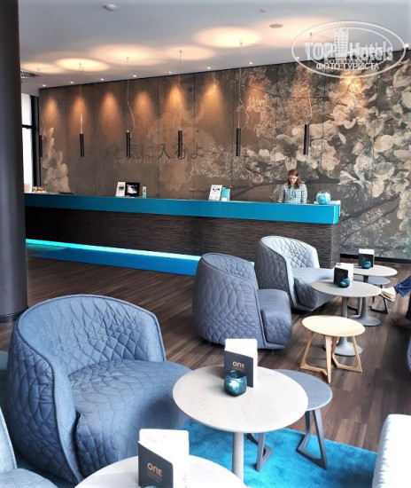 Hotelier's photos Motel One Dusseldorf Hauptbahnhof