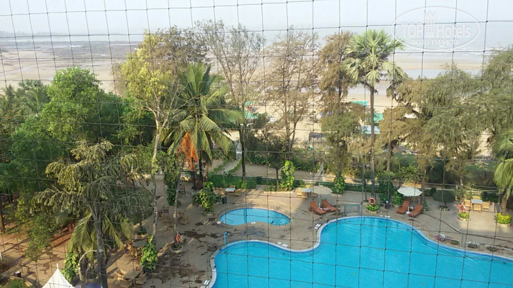 Hotelier's photos The Resort, Mumbai 4*
