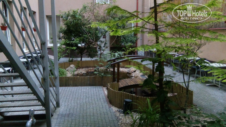 Hotel photo Six Inn Hotel 3*