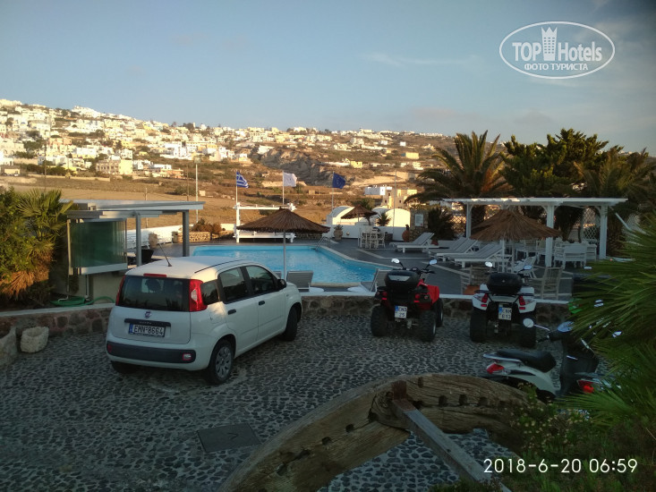 New photos from tourists Milos Villas 3*