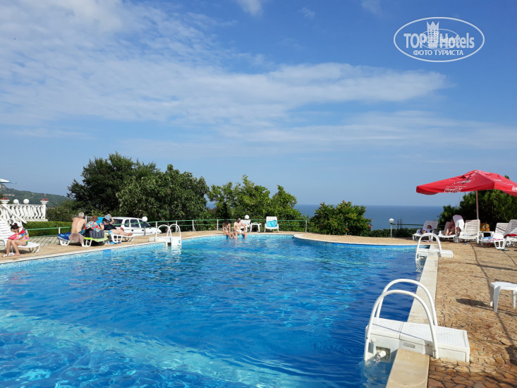 New photos from tourists Iceberg 3*