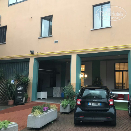 Hotel photo Ostello Burigozzo 11 