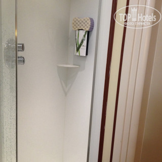 Photos Premier Inn Manchester Trafford Centre West