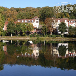 Фото Les Etangs de Corot Ville-d’Avray