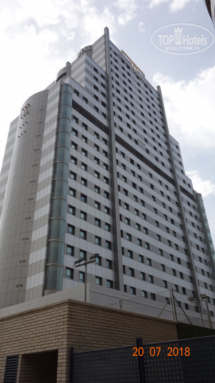 Hotel photo ILUNION Valencia 4*