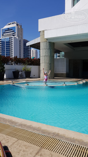 New photos from tourists CNC Residence