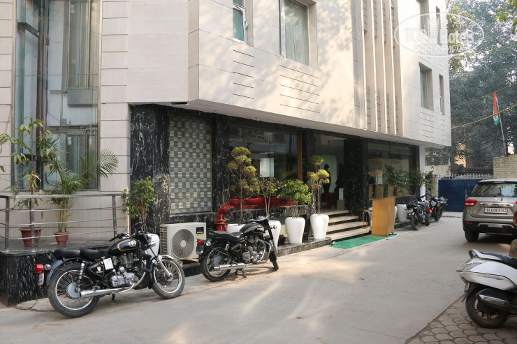 Фото Shanti Plaza Hotel
