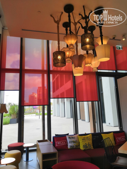 Hotel photo Hampton by Hilton Dubai Al Seef 3*
