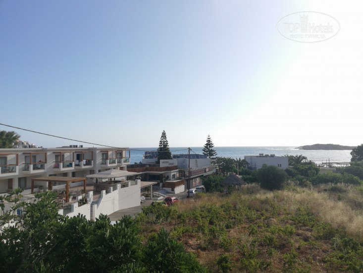 New photos from tourists Manos Palace 3*