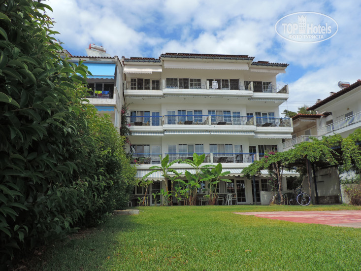 Фото Blue Block Apartments