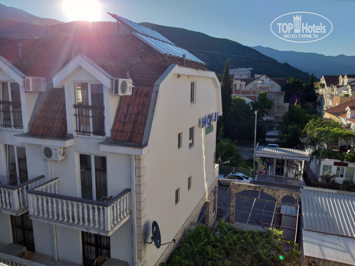 New photos from tourists Villa Philip