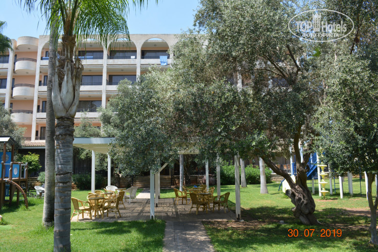 New photos from tourists Atlantica Gardens 3*