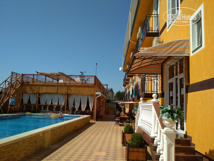 New photos from tourists Grand Agatia