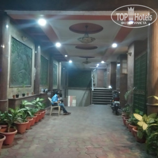 Фото OYO 4439 Aura Inn