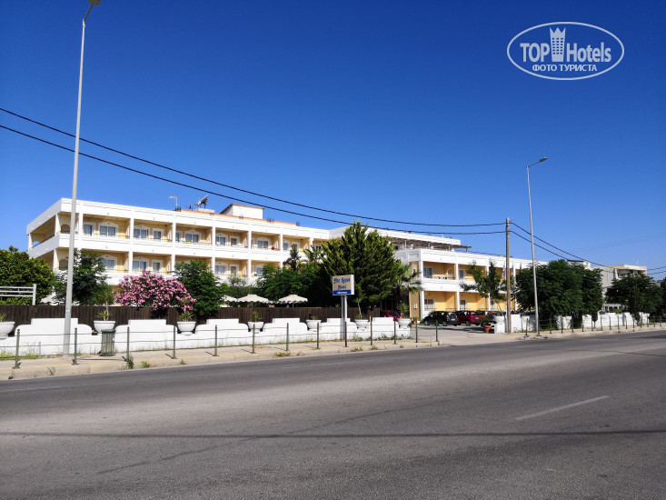Hotelier's photos Mon Repos Hotel 2*