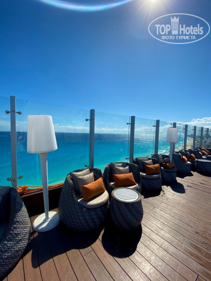 Фото Royalton CHIC Suites Cancun