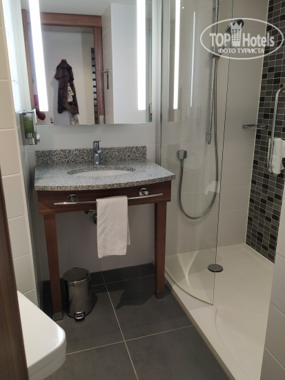 Hotelier's photos Hilton Garden Inn Munich City West 4*