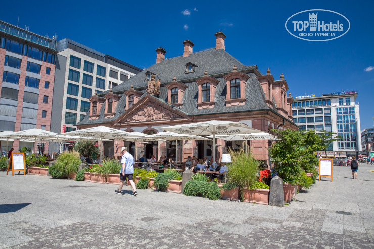 Hotelier's photos Five Elements Hostel Frankfurt 3*