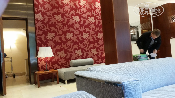 New photos from tourists Dei Cavalieri Caserta La Reggia 4*