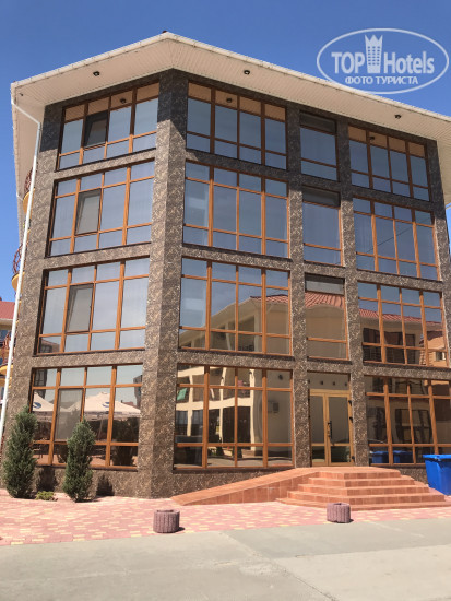 Hotel photo Бриз Делюкс 