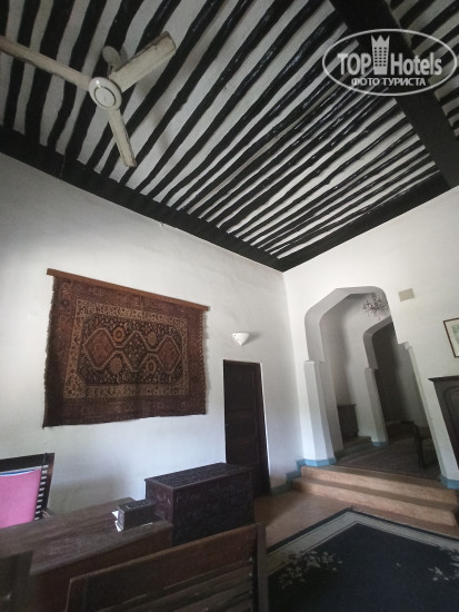 New photos from tourists Hiliki House