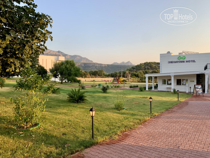 Hotelier's photos Dream Town Hotel&Restaurant 3*