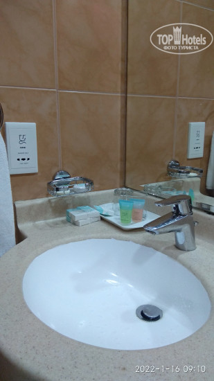 Hotel photo Skylark Hotel Apartments 3*
