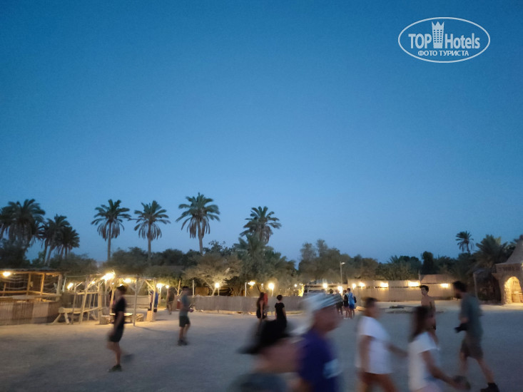New photos from tourists Kfar Hanokdim