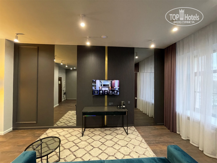 New photos from tourists Acqualina 4*