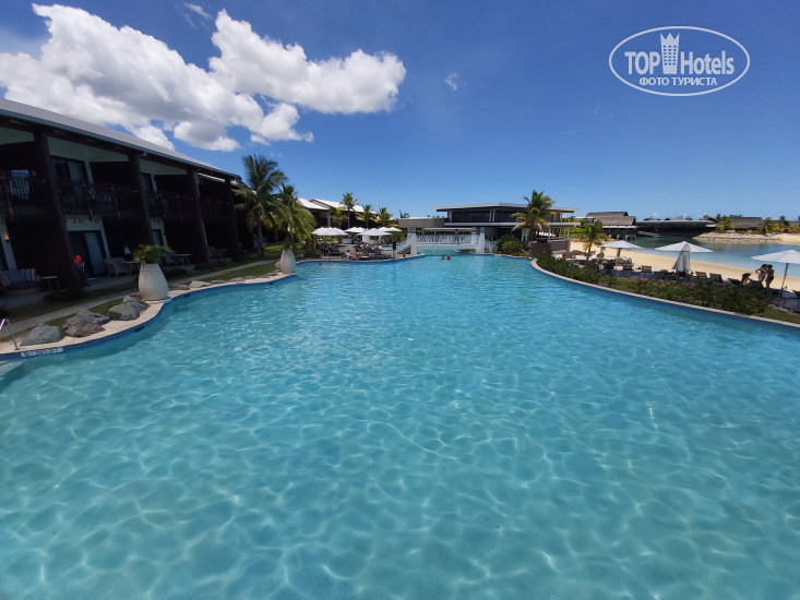 Hotelier's photos Fiji Marriott Resort Momi Bay 5*