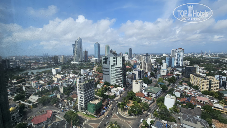 Фото NH Collection Colombo (ex.Movenpick Hotel Colombo)