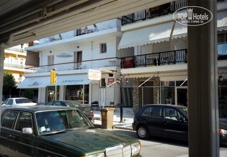 Hotel photo Manos 1*