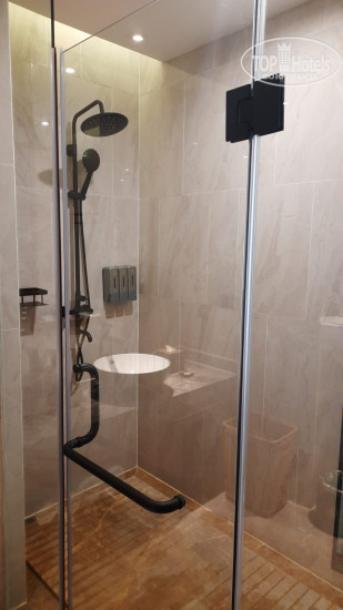 New photos from tourists DongHu Resort Hotel 4*