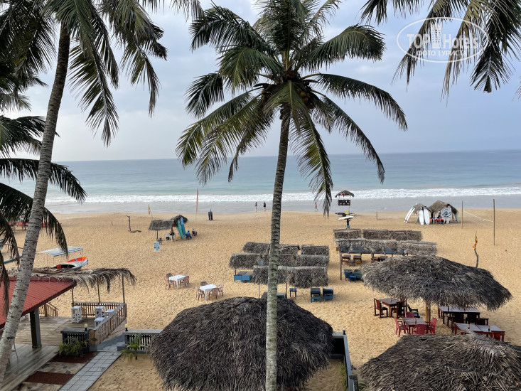New photos from tourists Yula Beach